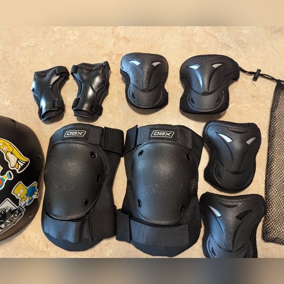 Kids Guards Protective Gear Set - Picture 10 of 16